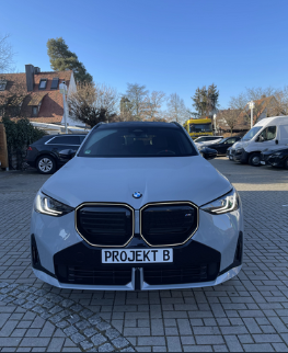 BMW X3 M50i